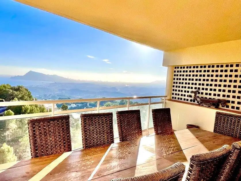 Casa a schiera con piscina in vendita a Principal de la Sierra