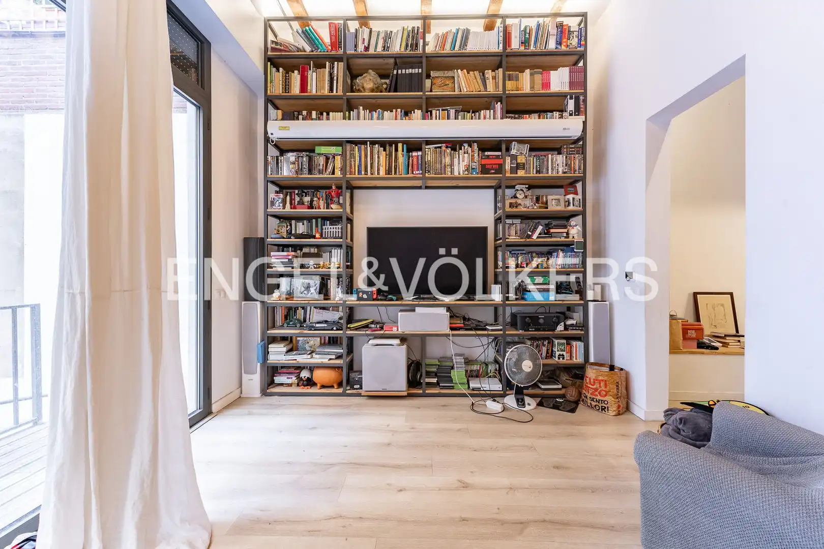 Sala de estar de Casa o chalet en venta en Barcelona con Aire acondicionado, Calefacción y Jardín privado