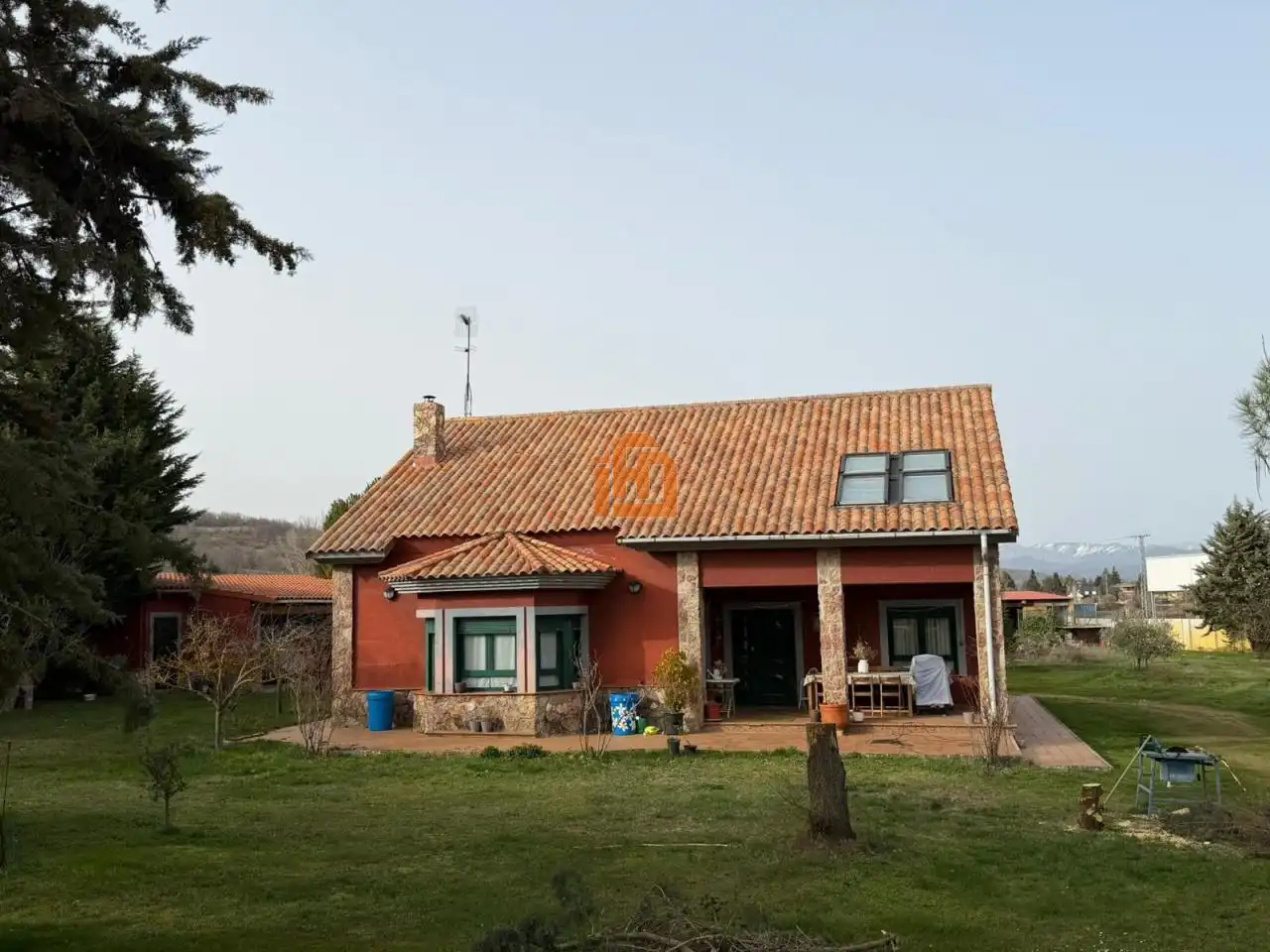 Exterior view of Houses for sale in Garrafe de Torío  with Heating and Private garden