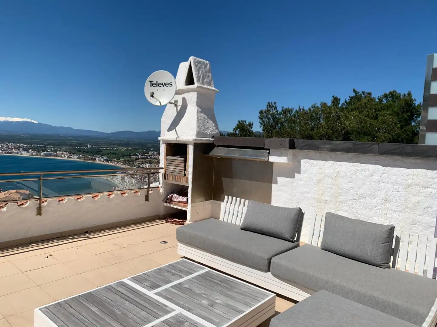 Terrasse von Wohnung zum Verkauf in Roses mit Heizung, Terrasse und Abstellraum