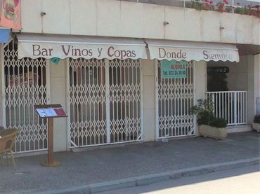 Local comercial en alquiler en Carrer Enric Granados 8
