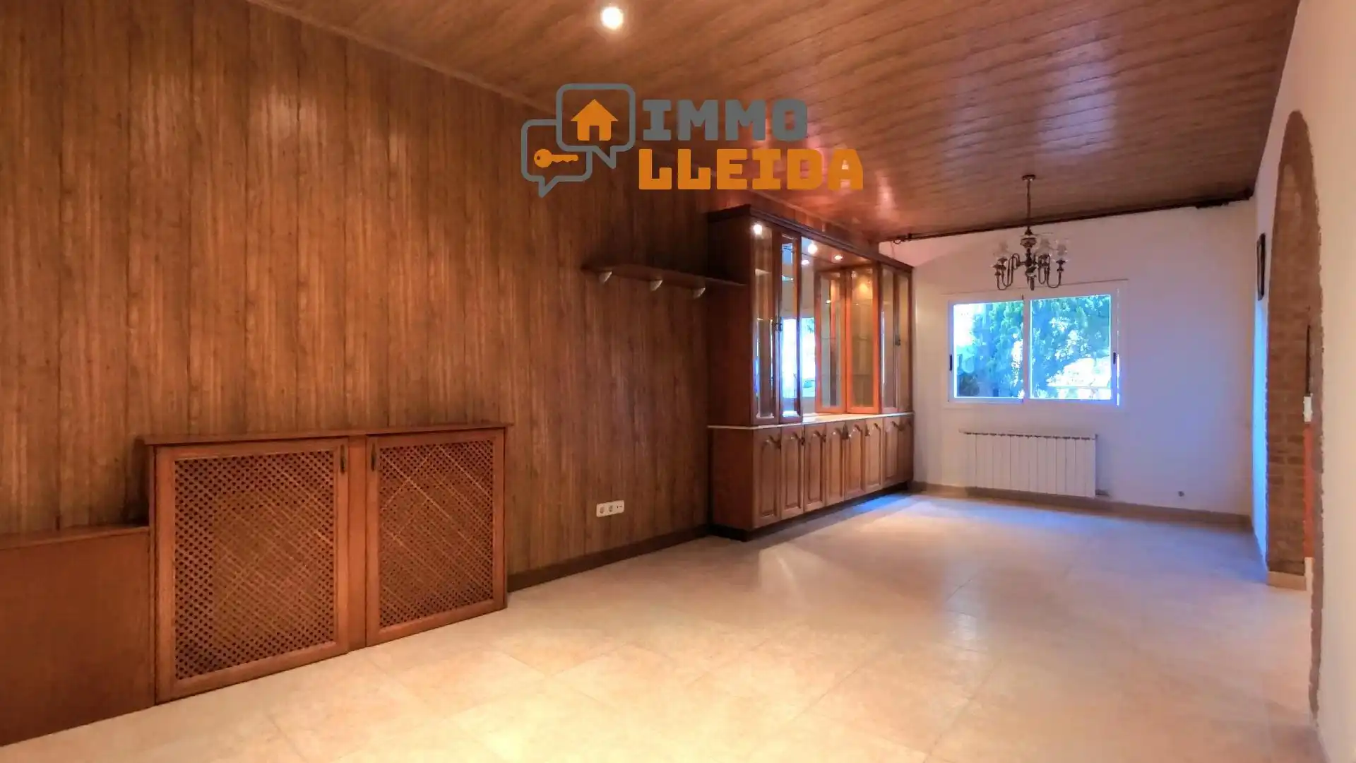 Casa adosada en venta en Balaguer con Calefacción y Terraza