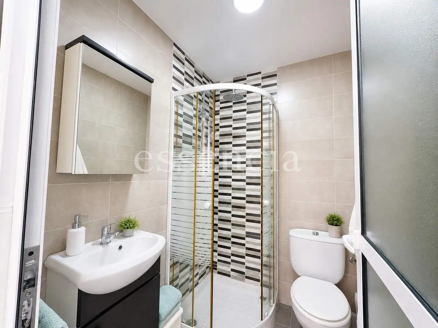 Baño de Apartamento en venta en Gandia con Aire acondicionado, Terraza y Balcón