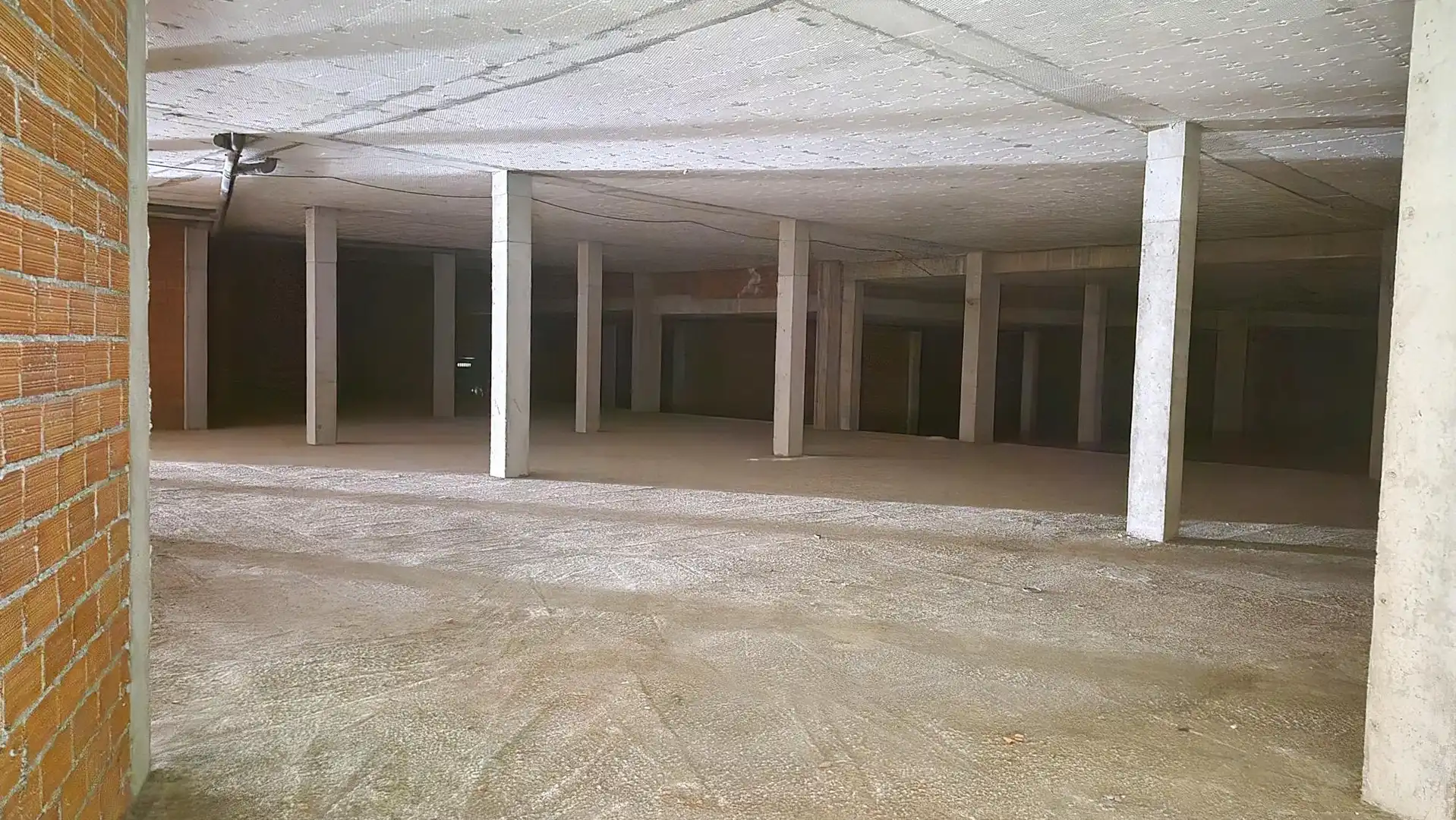 Local comercial en venda a Avenida das Carolinas 49, Vilagarcía de Arousa, España, imagen 16