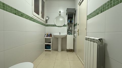 Photo 4 of Flat for sale in Centre, Vic