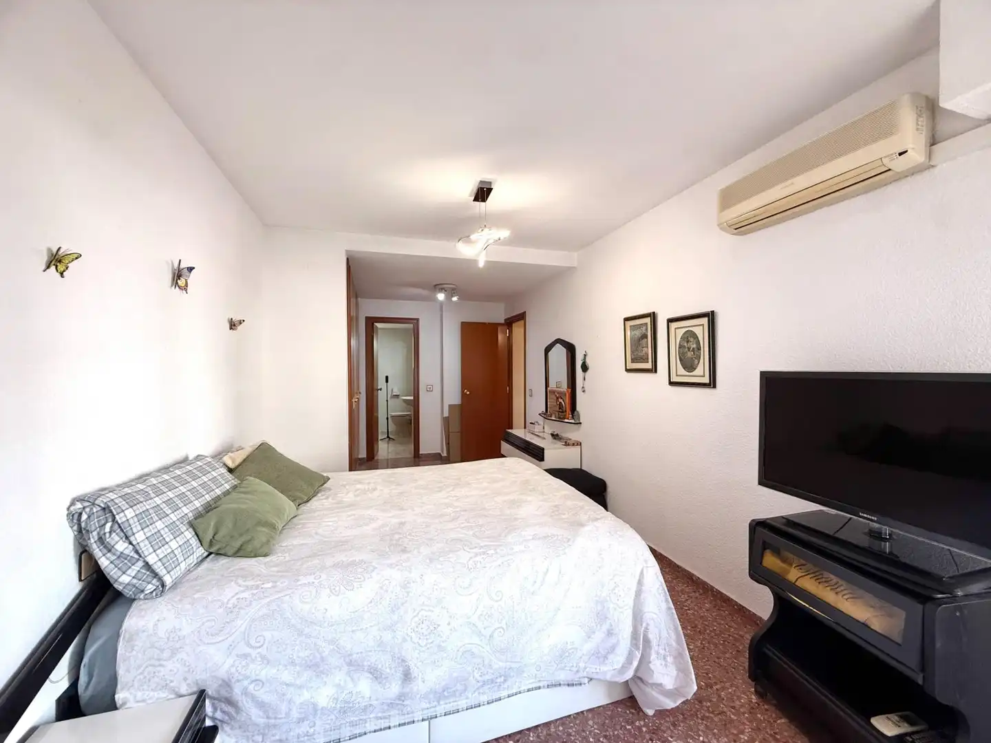 Habitación de Piso en venta en Valencia con Aire acondicionado, Terraza y Balcón