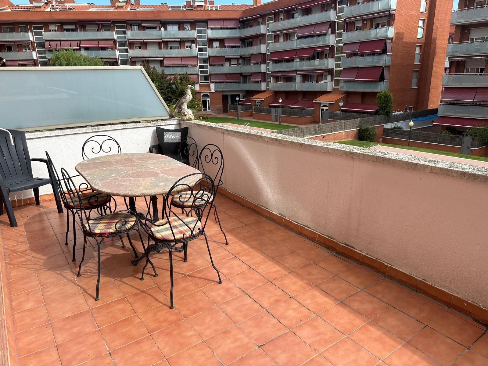 Terrassa de Pis en venda en Ripollet amb Calefacció, Terrassa i Piscina