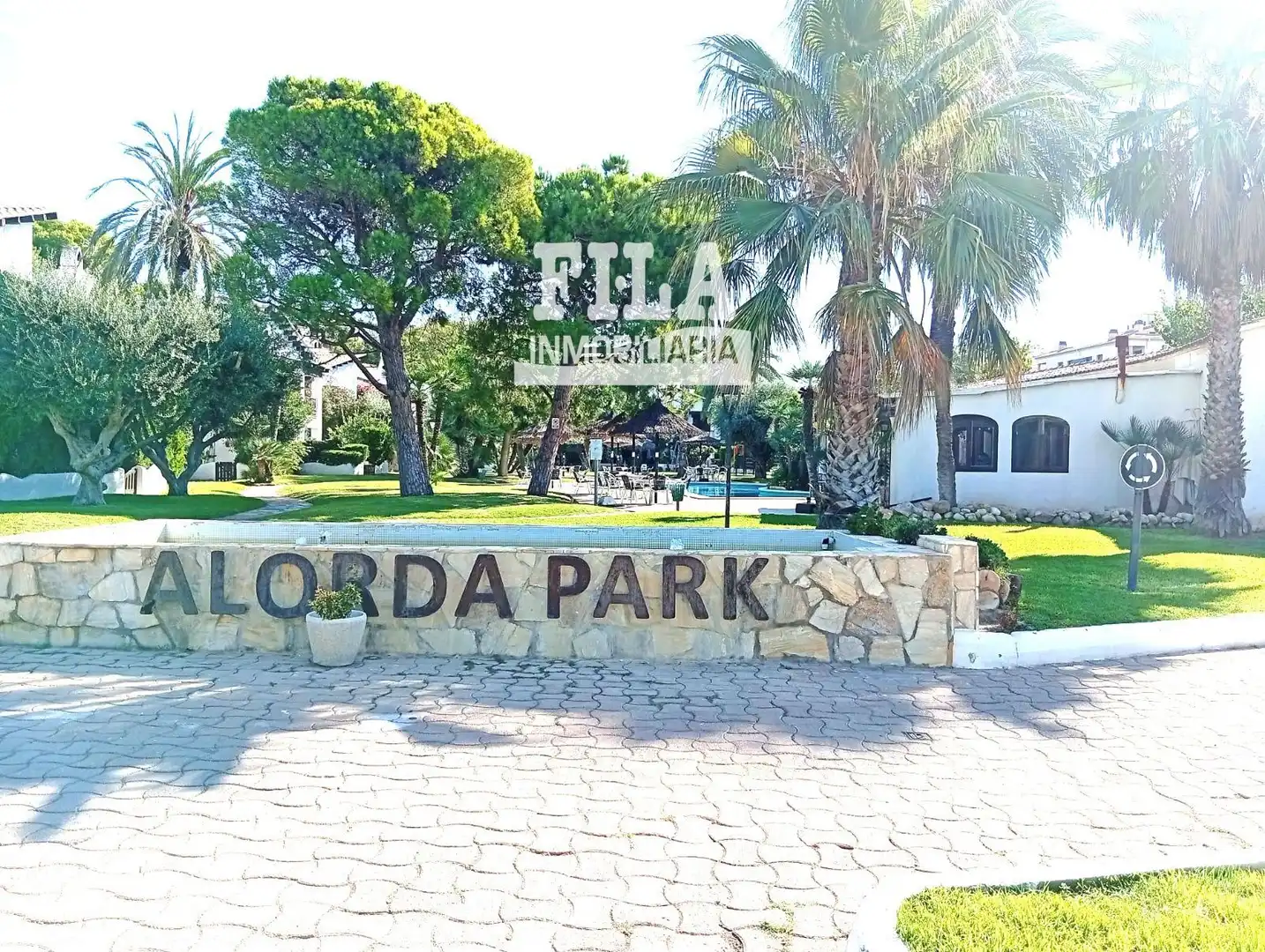 Terraced house with pool for sale in ALORA PARK, imagen 9