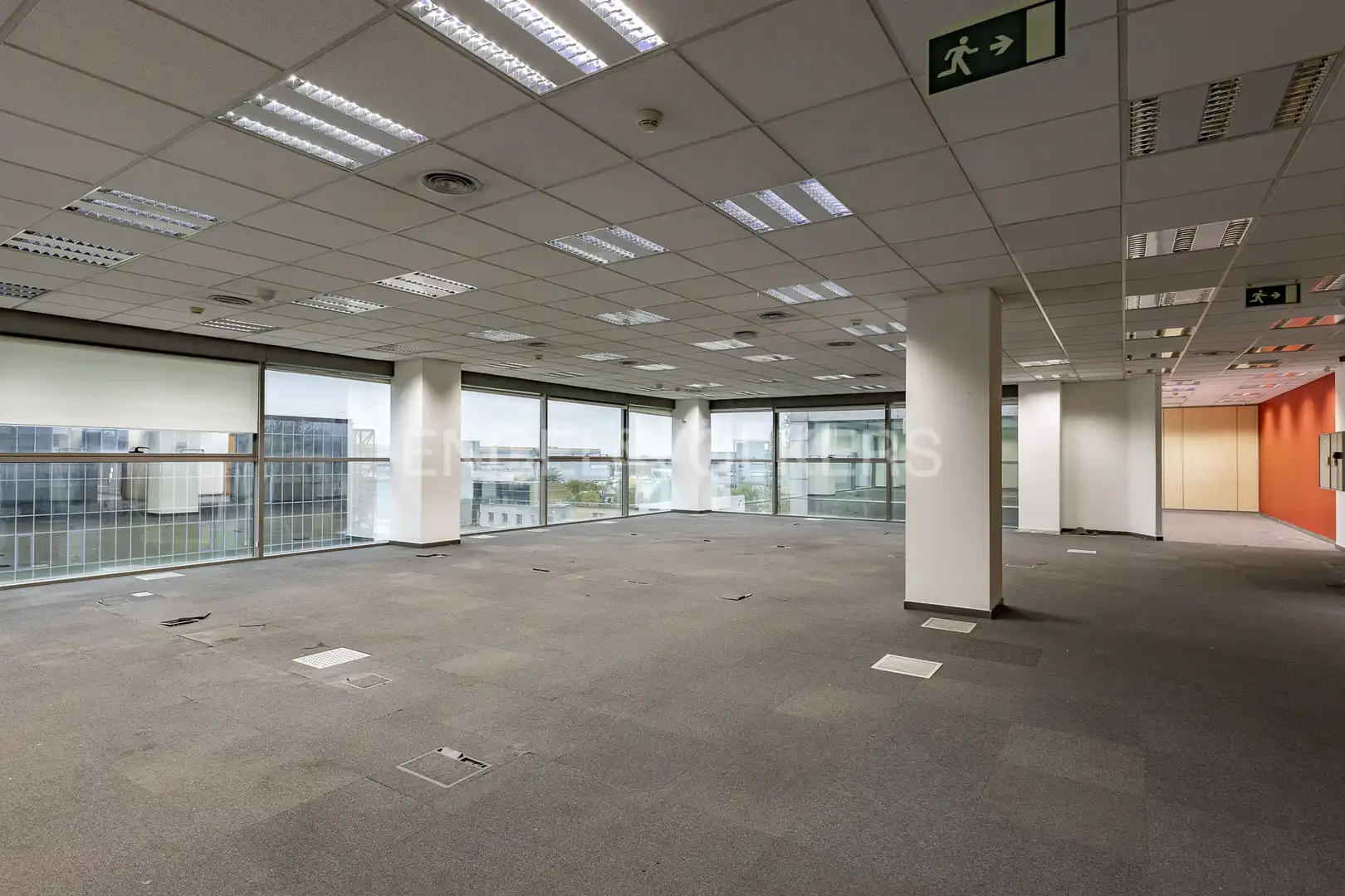 Office space with lift to rent in Zona Industrial, imagen 47