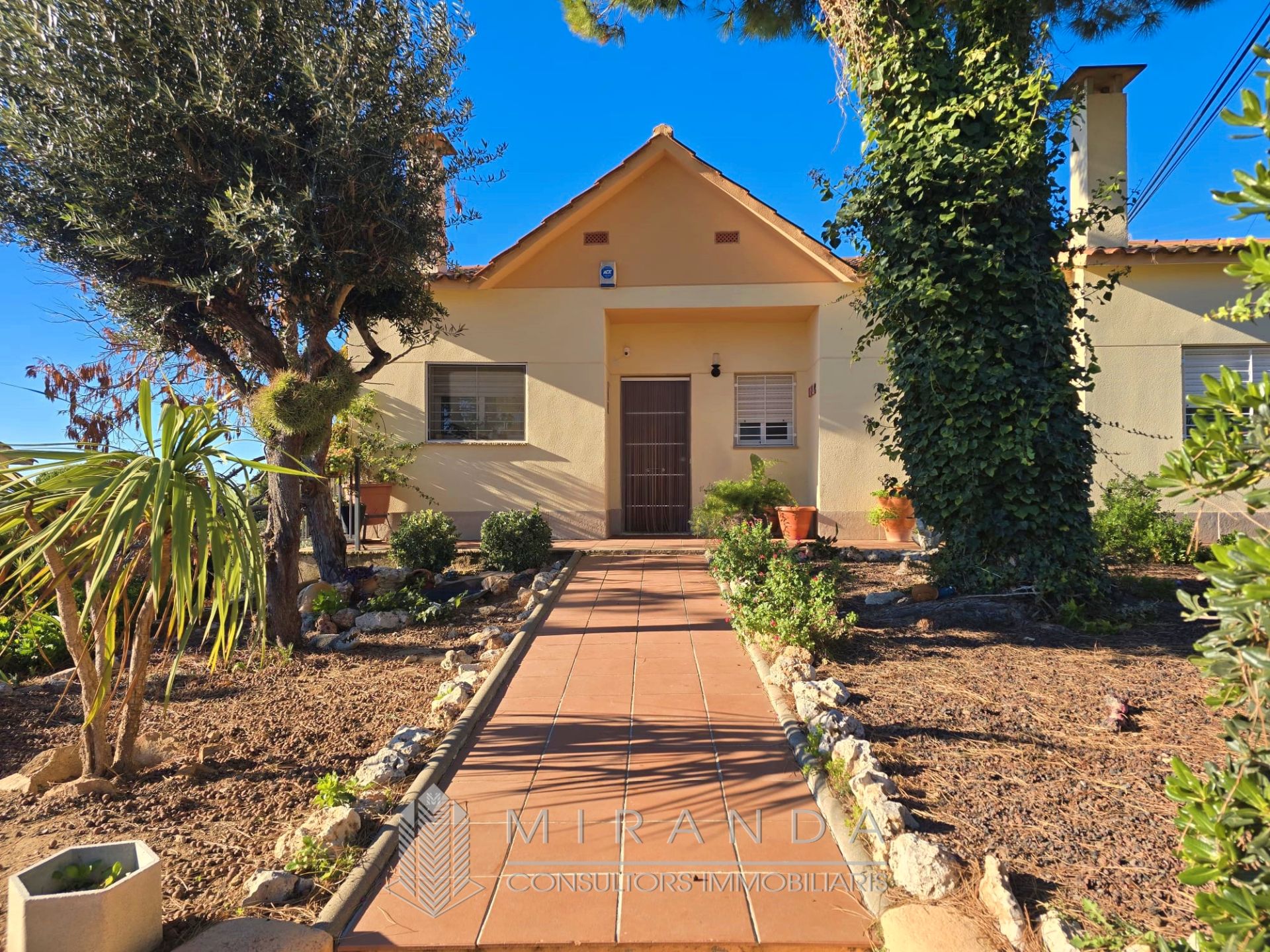 Vista exterior de Casa o xalet en venda en Bigues i Riells del Fai amb Aire condicionat, Calefacció i Jardí privat