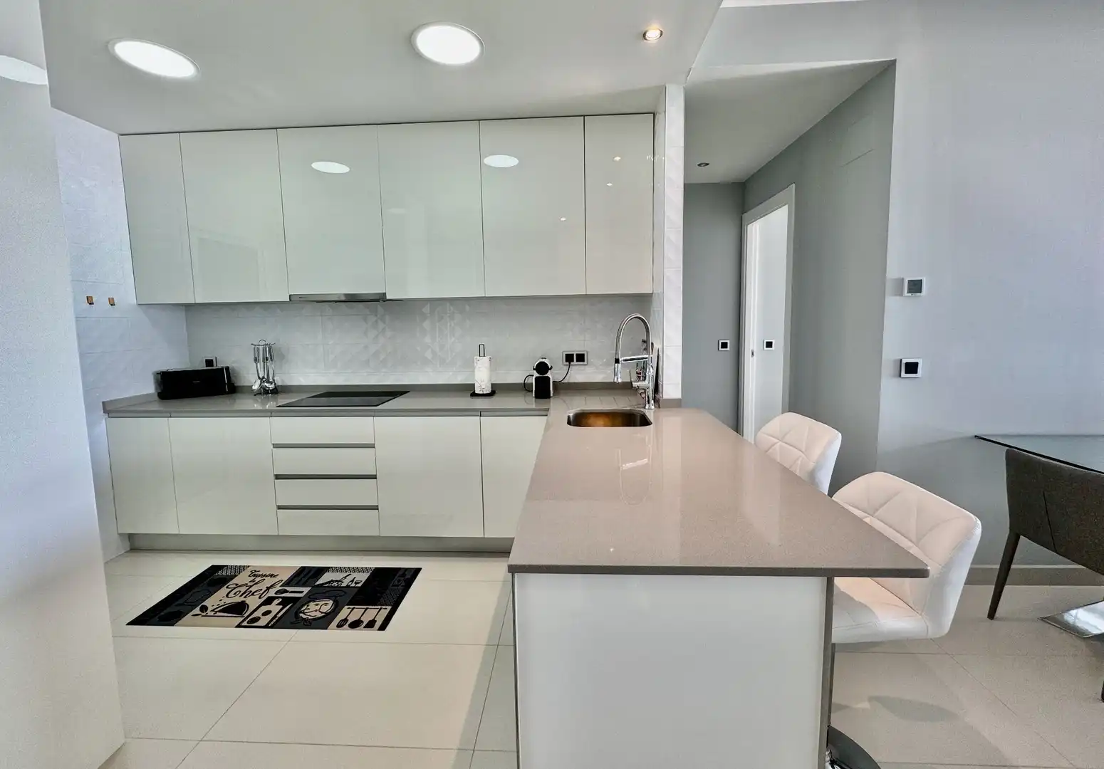 Apartamento con piscina en venta en Playa de Poniente, imagen 17