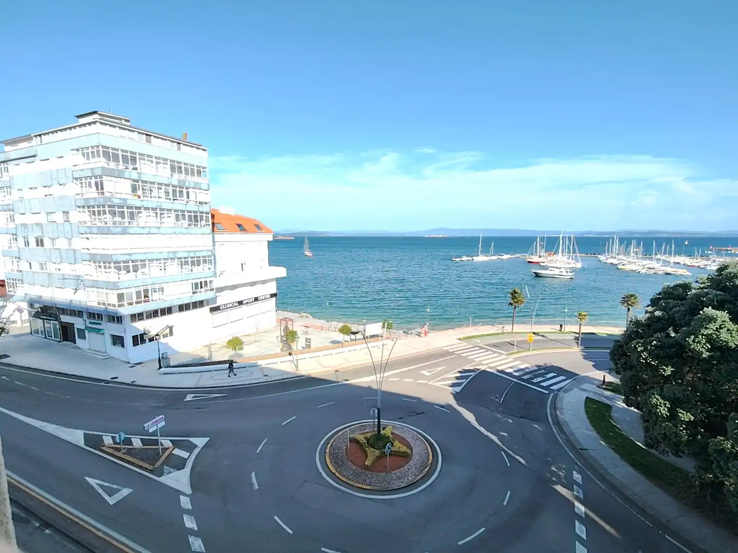 Vista exterior de Piso en venta en Ribeira con Amueblado