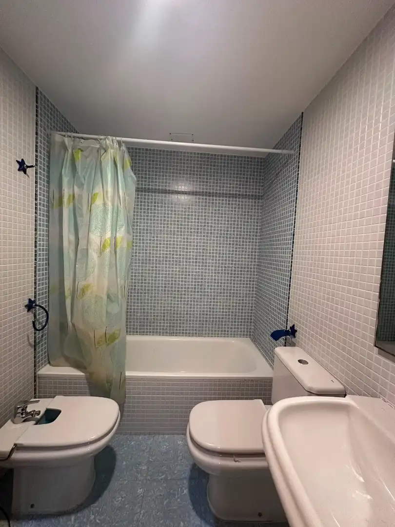 Bathroom of Flat for rent in Vila-real  with Air Conditioner, Heating and Furnished