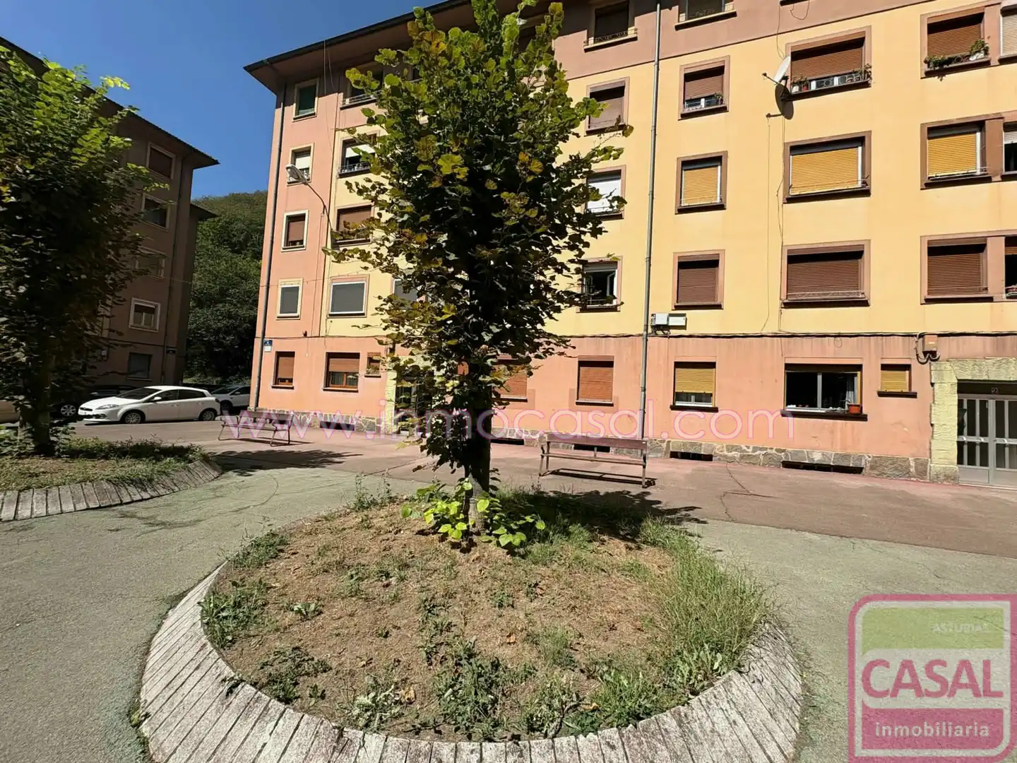 Exterior view of Flat for sale in Mieres (Asturias)  with Heating, Storage room and Furnished
