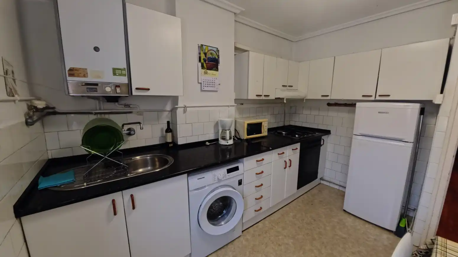 Cocina de Piso en venta en  Logroño con Calefacción, Jardín privado y Amueblado