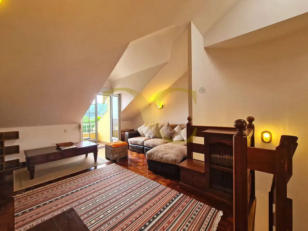 Sala de estar de Casa adosada en venta en Ribadesella con Calefacción, Trastero y Amueblado