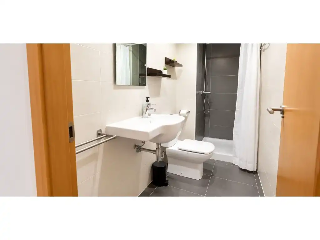 Bathroom of Duplexes for sale in L'Estartit Poble