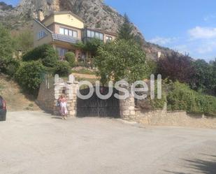 Exterior view of Country house for sale in Poza de la Sal  with Terrace