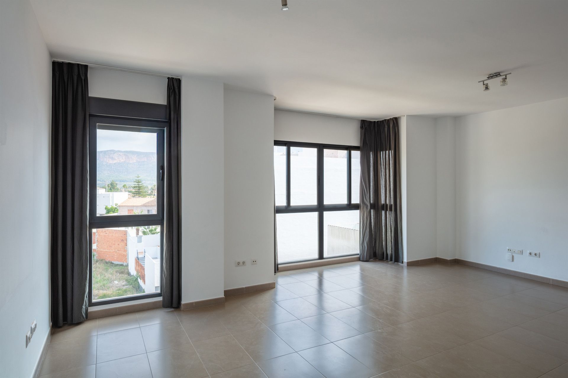 Habitación de Apartamento en venta en Gata de Gorgos con Calefacción, Piscina y Balcón