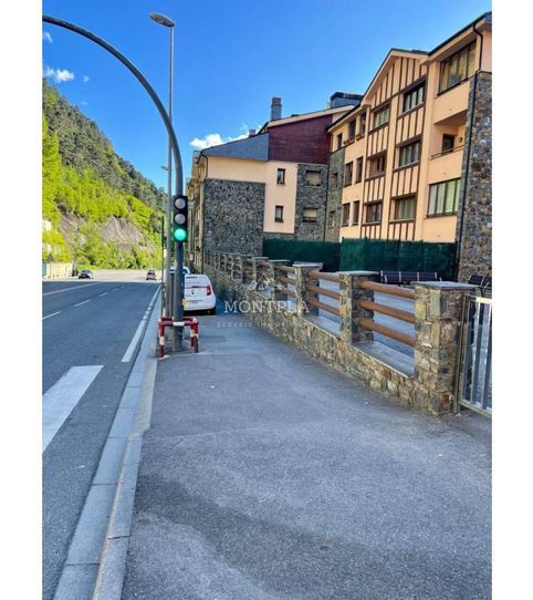 Foto 2 de Piso en venta en Encamp pueblo, Encamp