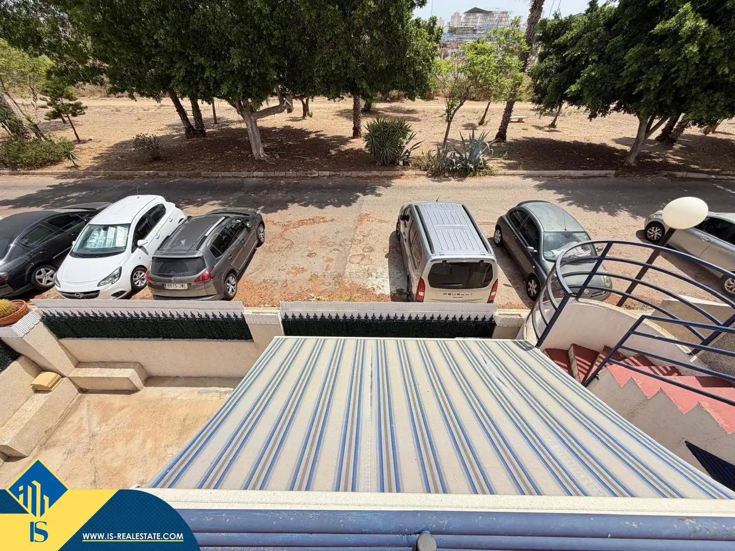 Aparcament de Casa o xalet en venda en Torrevieja amb Aire condicionat, Terrassa i Traster