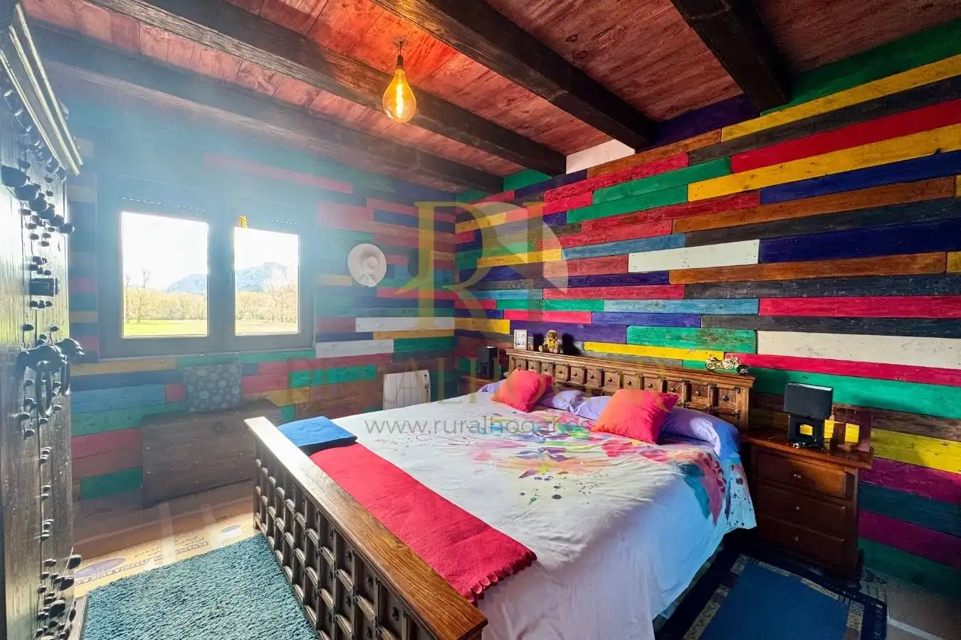 Bedroom of Commercial properties for sale in Villamanín  with Heating, Terrace and Furnished