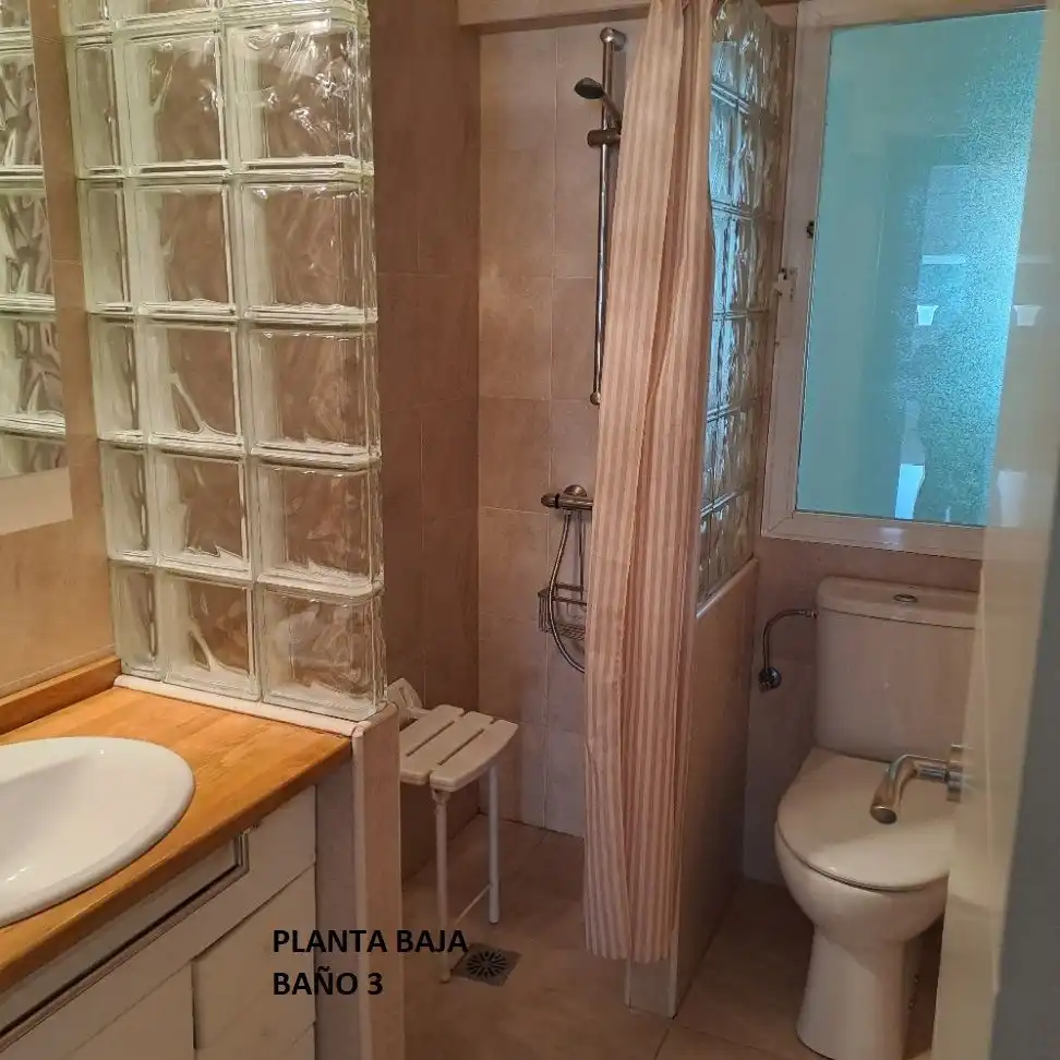 Bathroom of Houses for sale in Valdemorillo