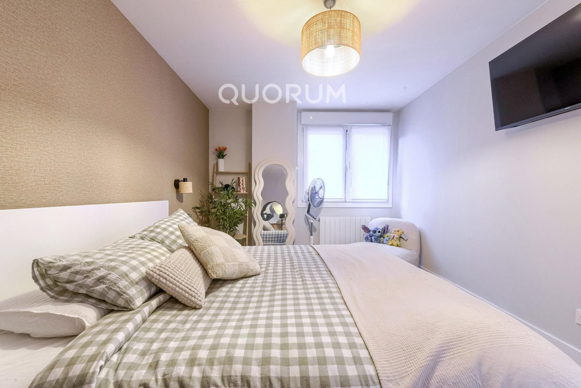 Habitación de Piso en venta en Basauri  con Calefacción y Amueblado