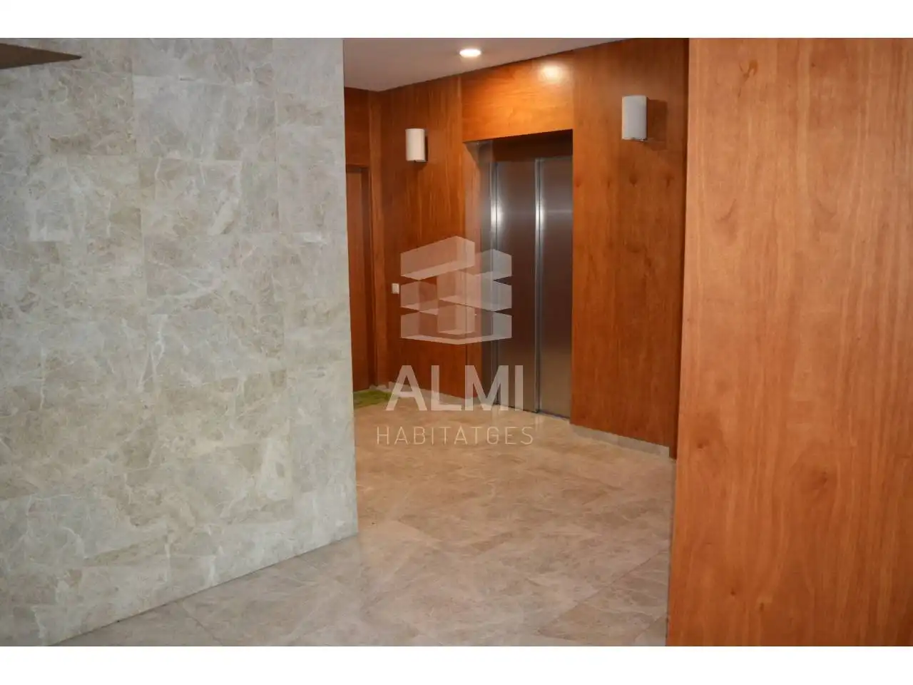 Piso en venta en Barcelona con Aire acondicionado, Calefacción y Parquet