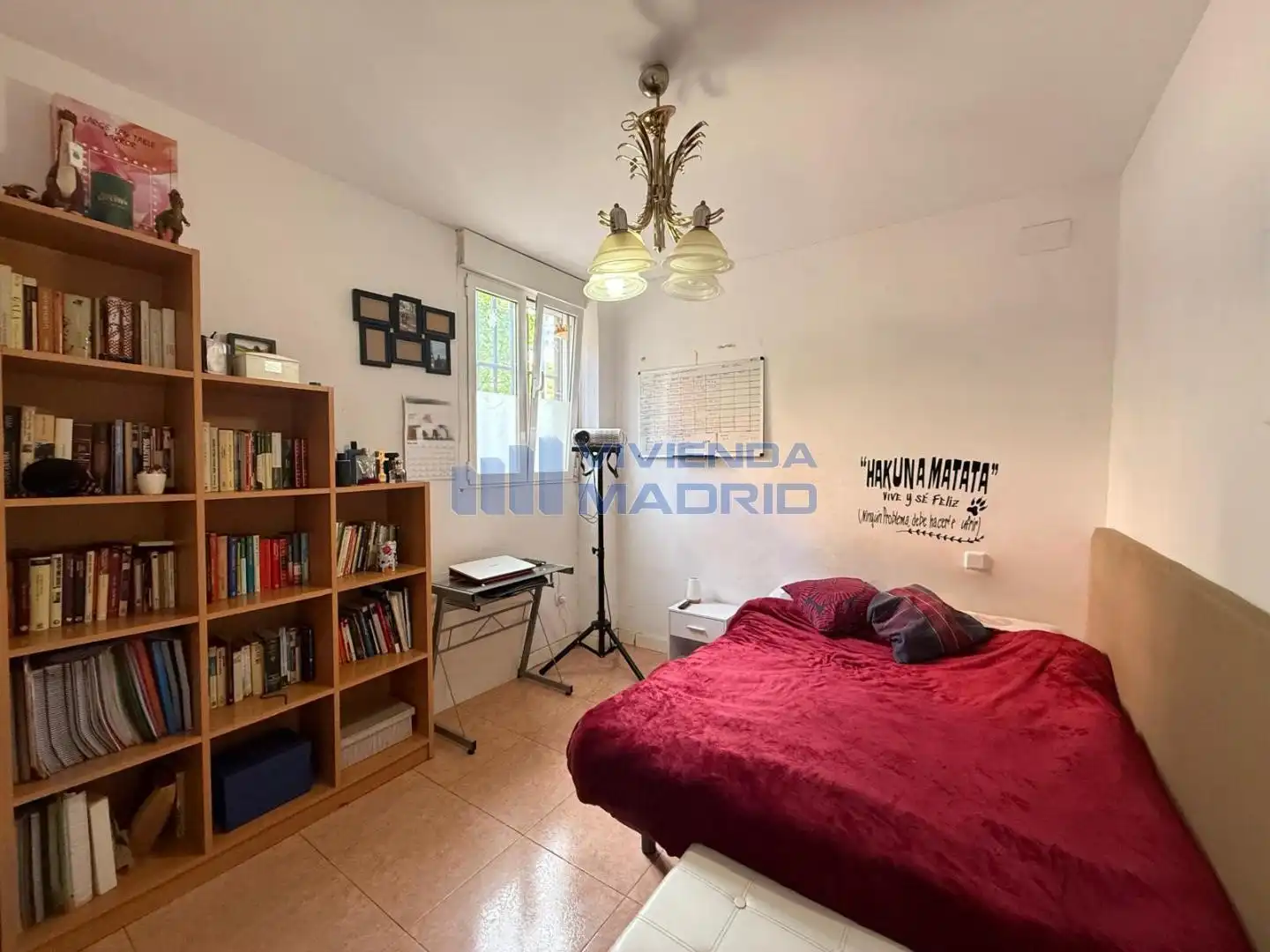 Habitación de Piso en venta en Madrid con Calefacción