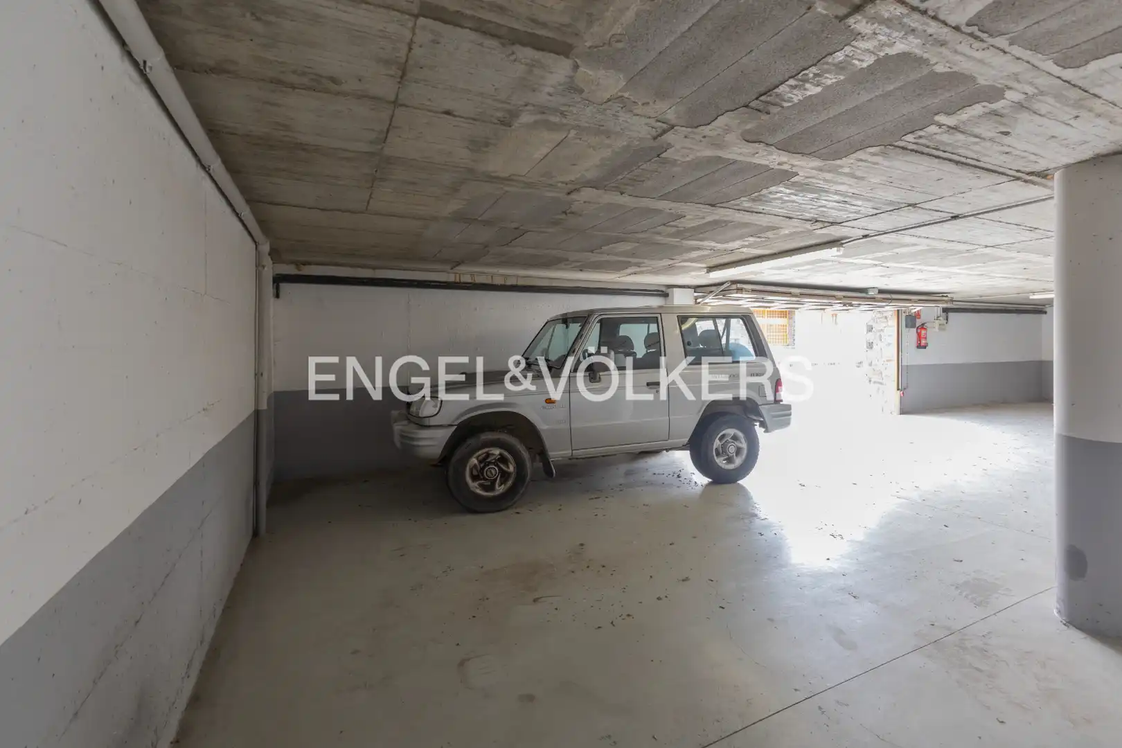 Parking of Detached homes for sale in Llívia  with Heating, Parquet flooring and Terrace