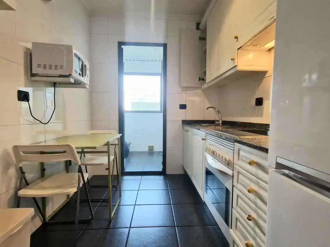 Kitchen of Flat for rent in Vigo   with Parquet flooring and Furnished