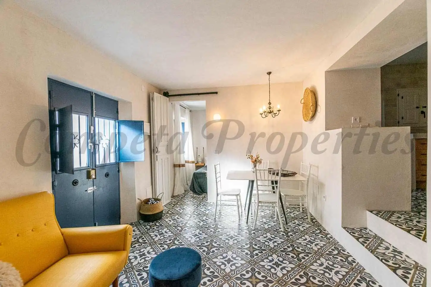 House for sale in Sayalonga, imagen 2