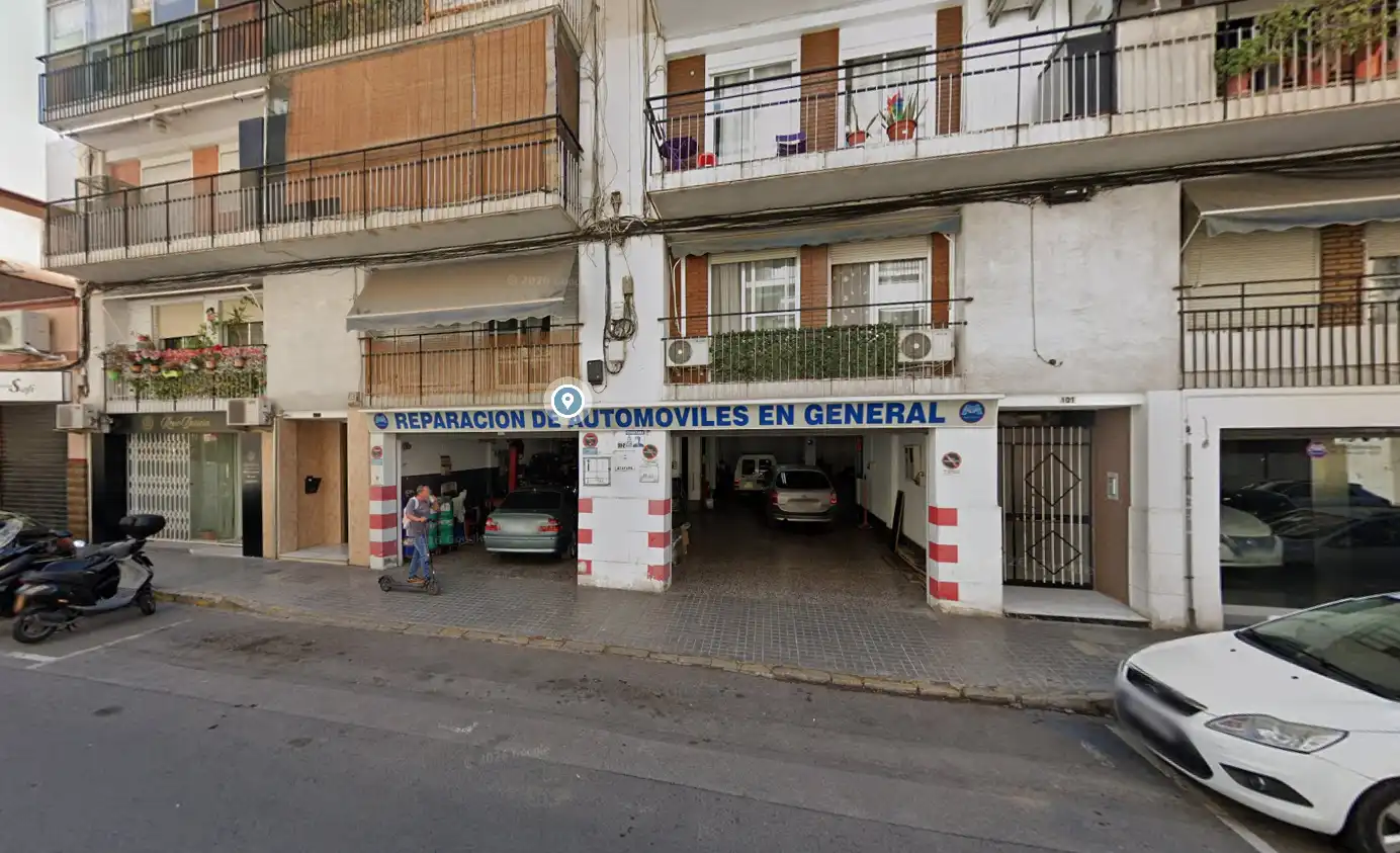 Pis en venda a Carrer Conrado del Campo 101