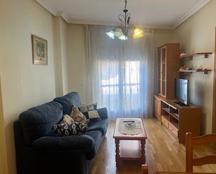 Living room of Apartment to rent in Puertollano  with Air Conditioner and Balcony