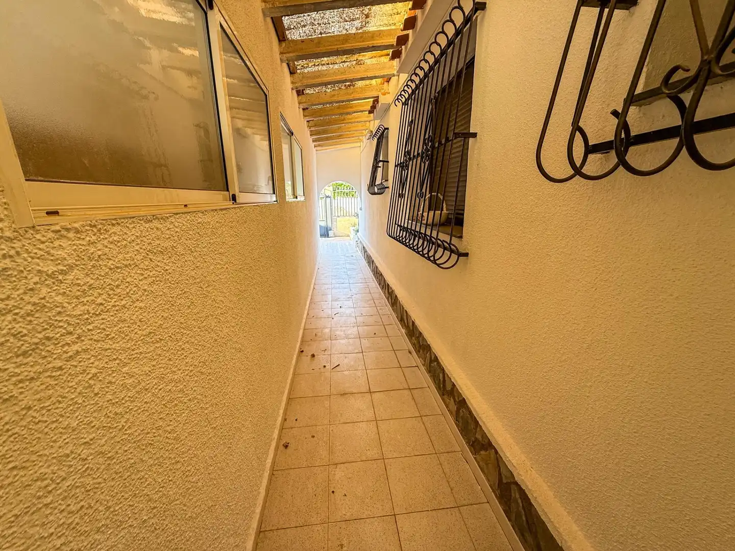 Semi-detached house with pool for sale in SALVADOR DALI, imagen 35