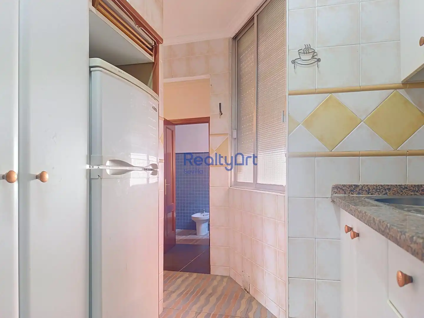 Baño de Piso de alquiler en Sevilla con Aire acondicionado, Terraza y Amueblado