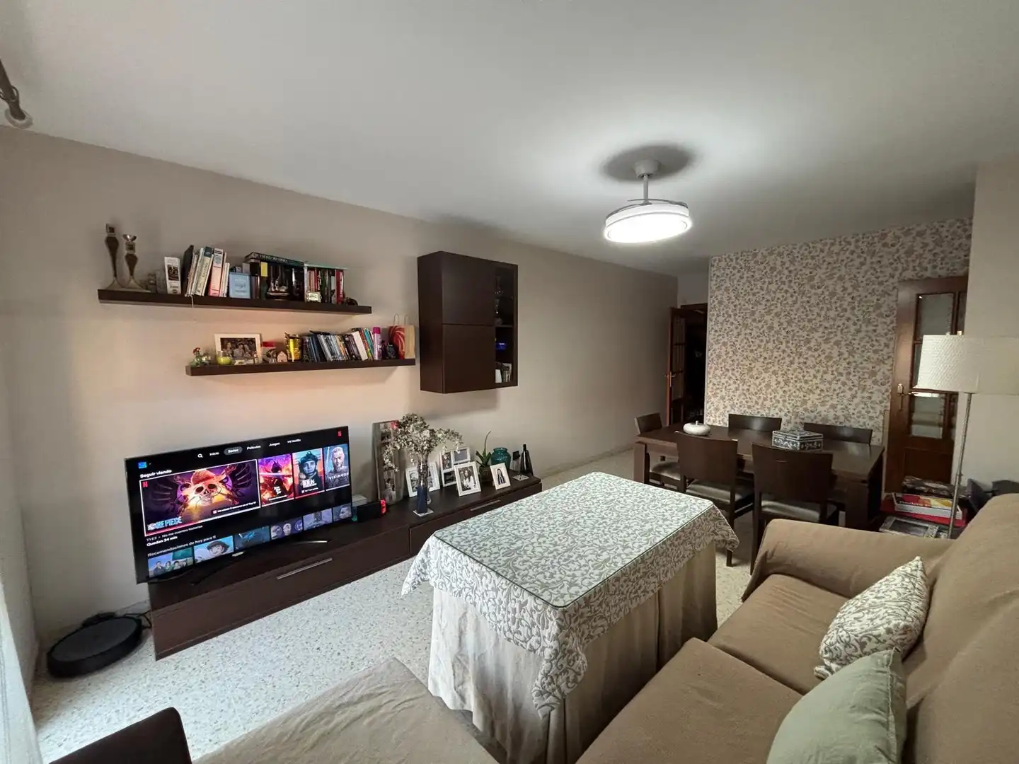 Sala d'estar de Pis en venda en Dos Hermanas amb Aire condicionat, Calefacció i Terrassa