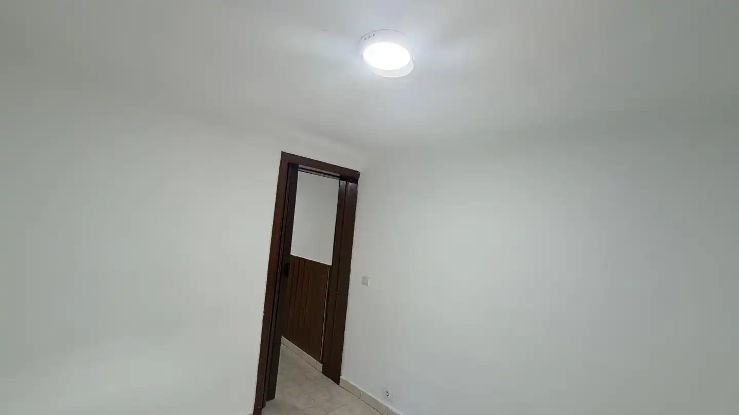 Flat for sale in Calle Manuel Maroto, imagen 7