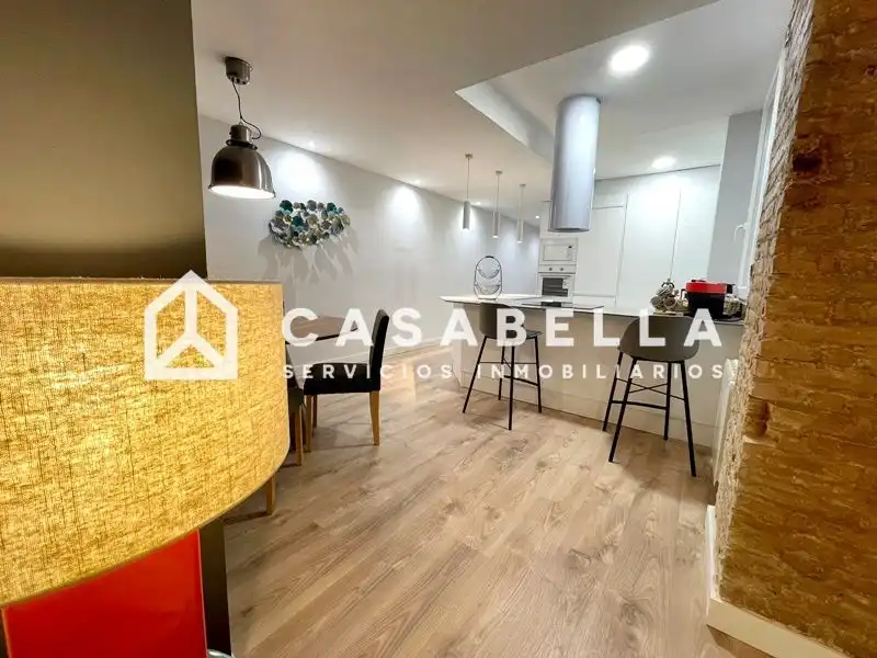 Flat for share in Valencia  with Air Conditioner, Heating and Furnished