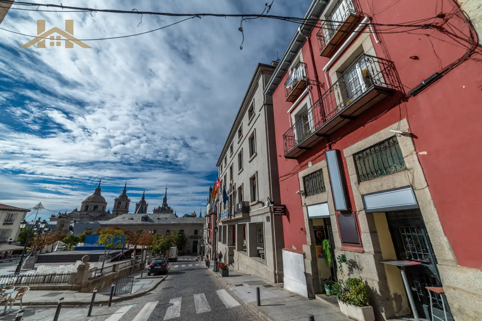 Exterior view of Flat for sale in San Lorenzo de El Escorial  with Balcony