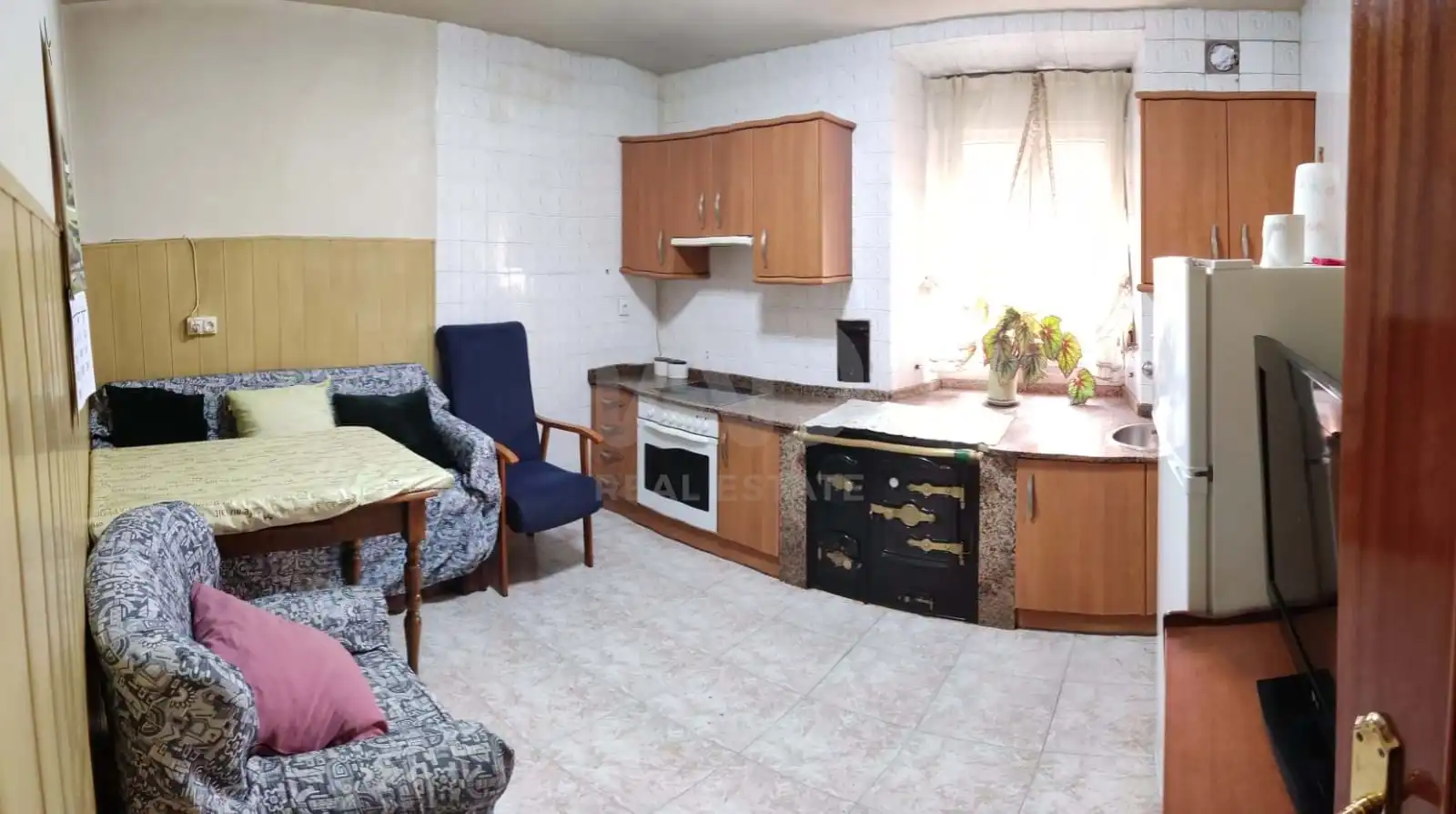 Cuina de Casa o xalet en venda en Llamas de la Ribera amb Calefacció