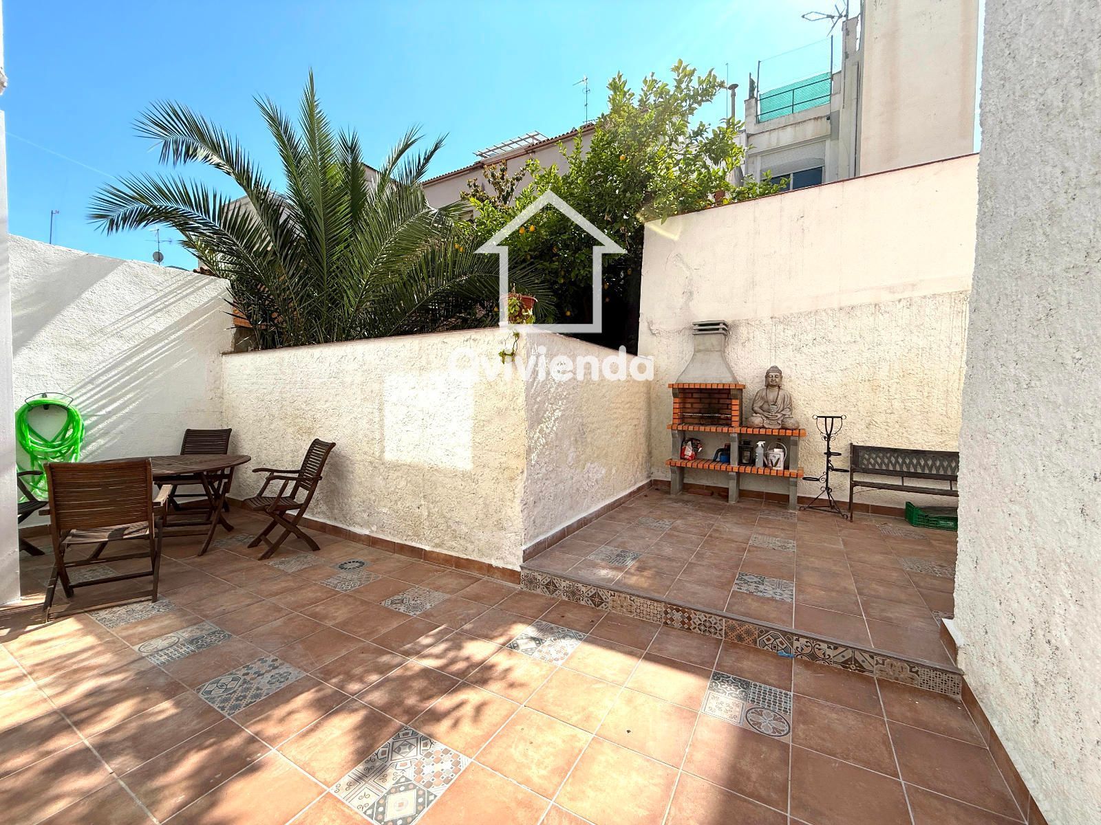Terrassa de Casa adosada en venda en Terrassa amb Calefacció, Jardí privat i Forn