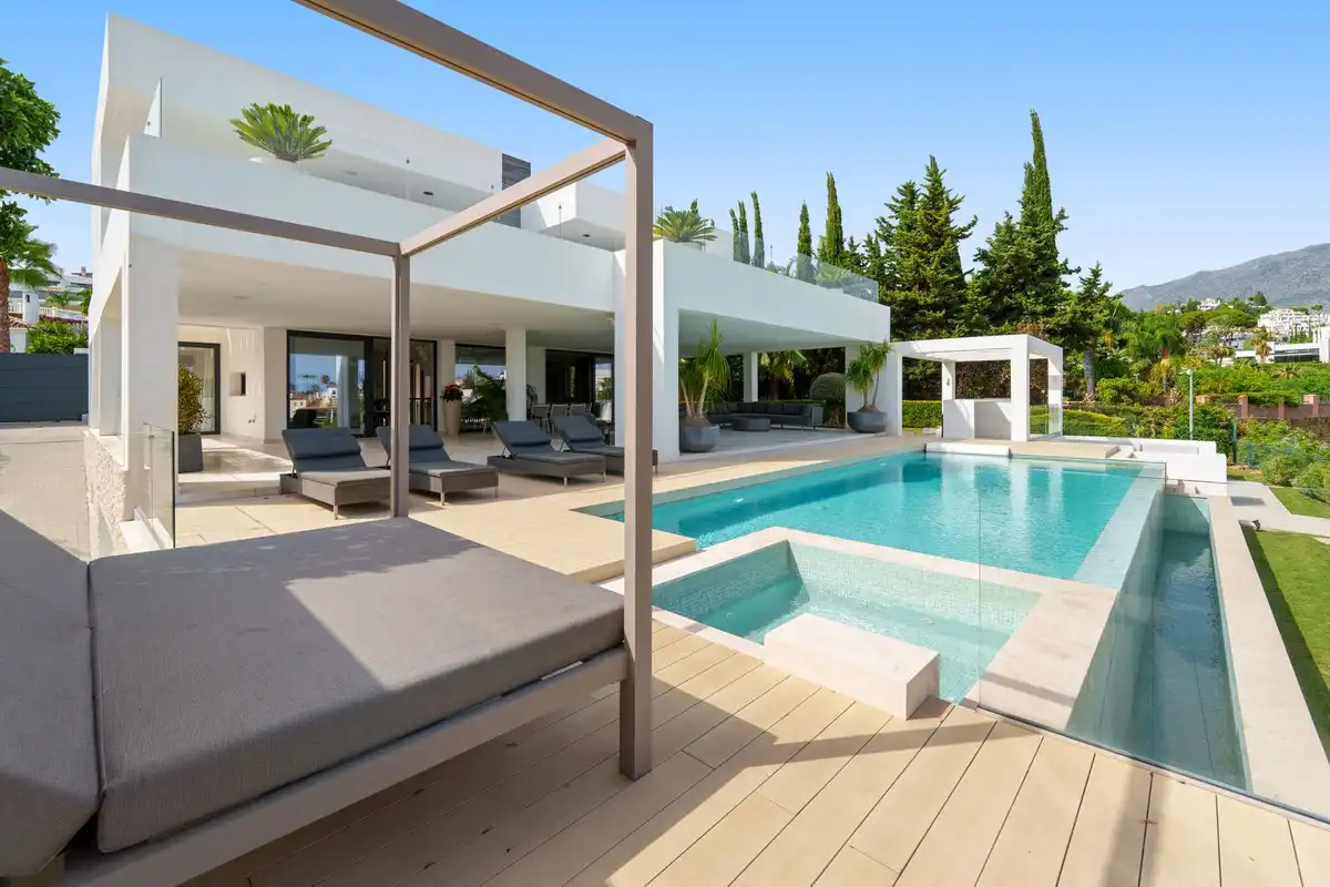 Villa con piscina in vendita a Nueva Andalucía, imagen 18