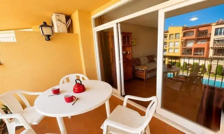 Apartamento con piscina en venta en GRAN RESERVA, imagen 4