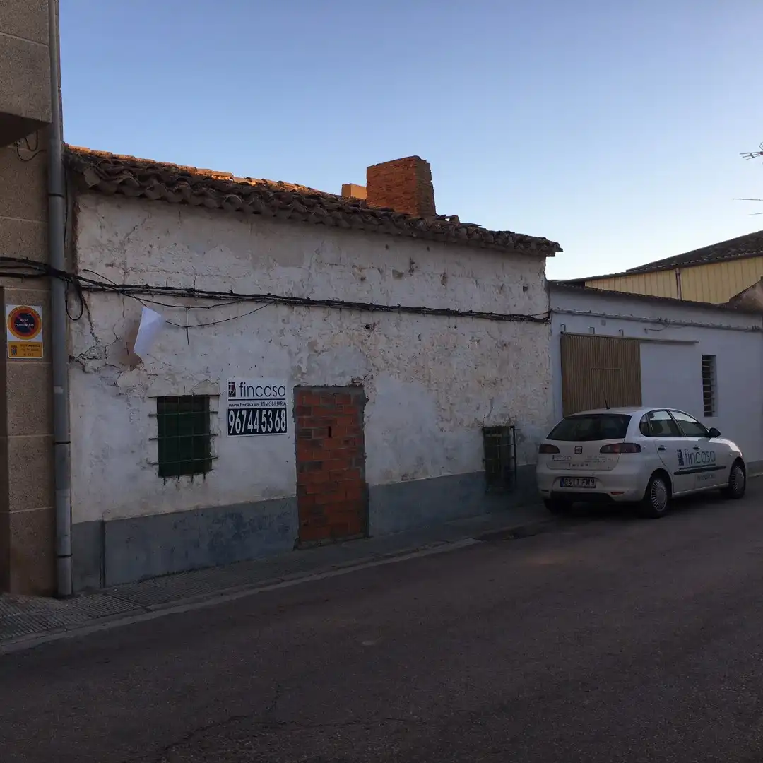 Terrenys i solars en venda a La Roda, imagen 3