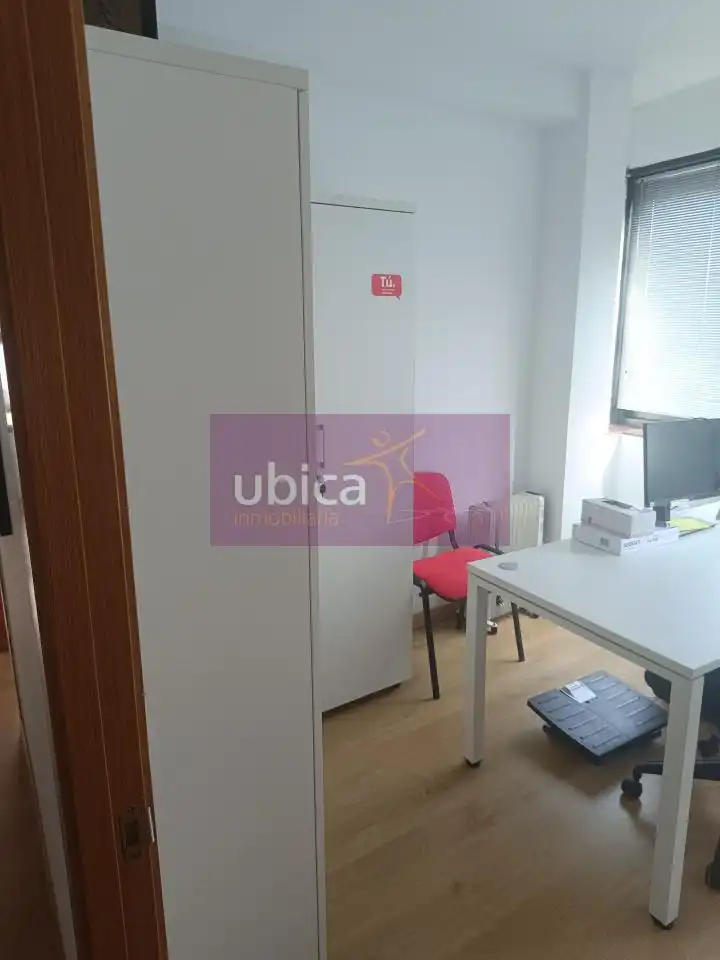 Oficina de lloguer a O Porriño, imagen 7