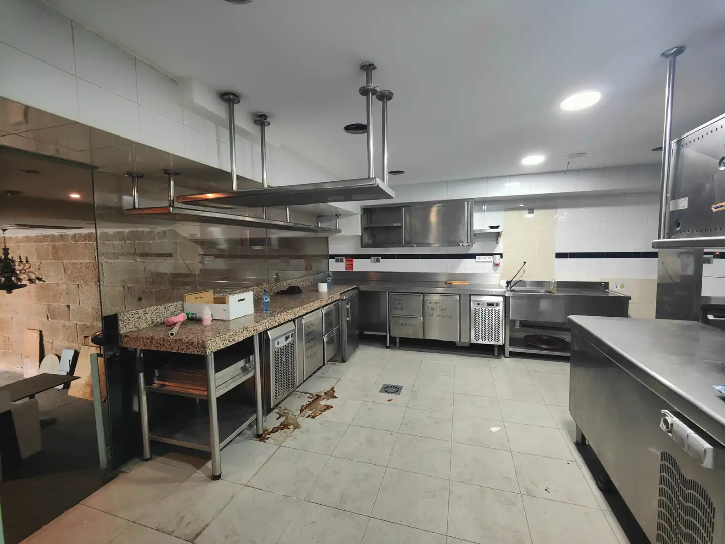 Kitchen of Commercial properties for rent in Vigo   with Air Conditioner