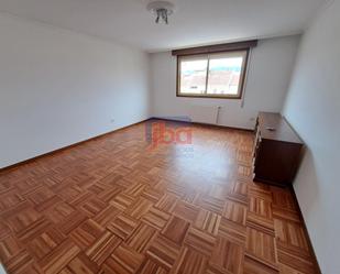 Bedroom of Flat to rent in Ourense Capital   with Heating, Parquet flooring and Storage room