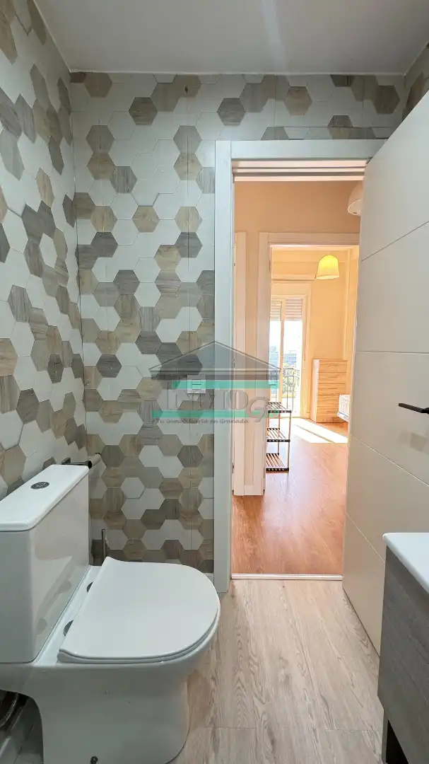 Flat for rent in Granada  with Air Conditioner, Heating and Terrace